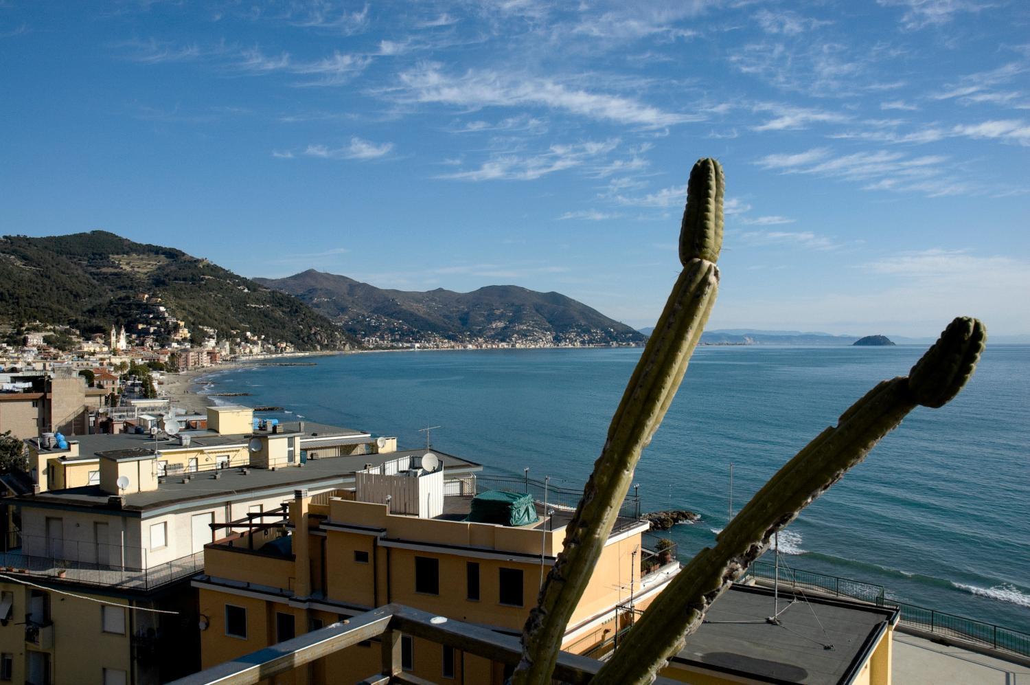Hotel Ambassador Laigueglia Exterior photo